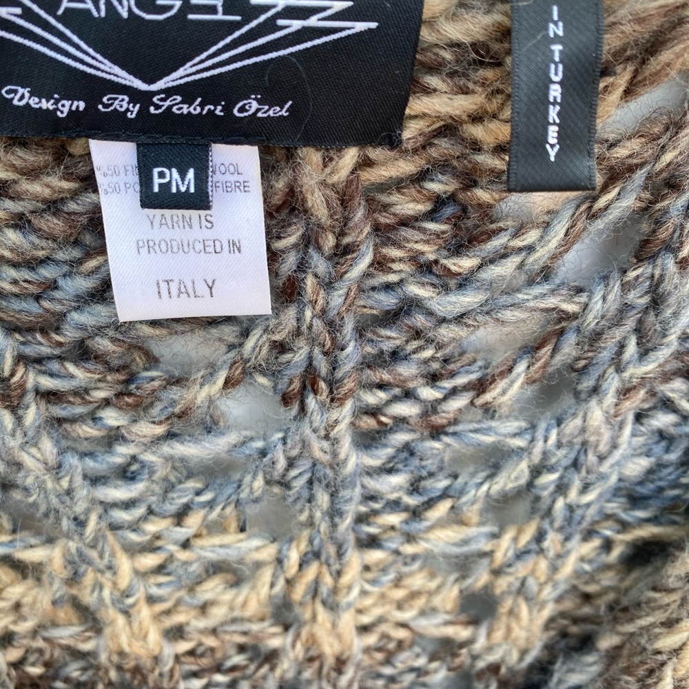 Wool Sweater - Picture 3 of 4